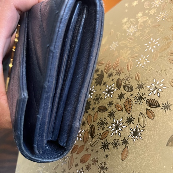 YSL ENVELOPE WALLET 
DEEP DARK BLUE - Picture 8 of 9